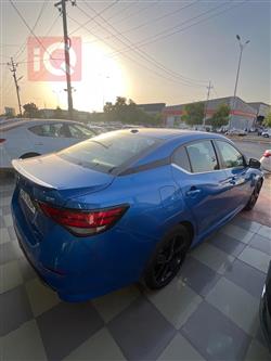 نيسان سنترا